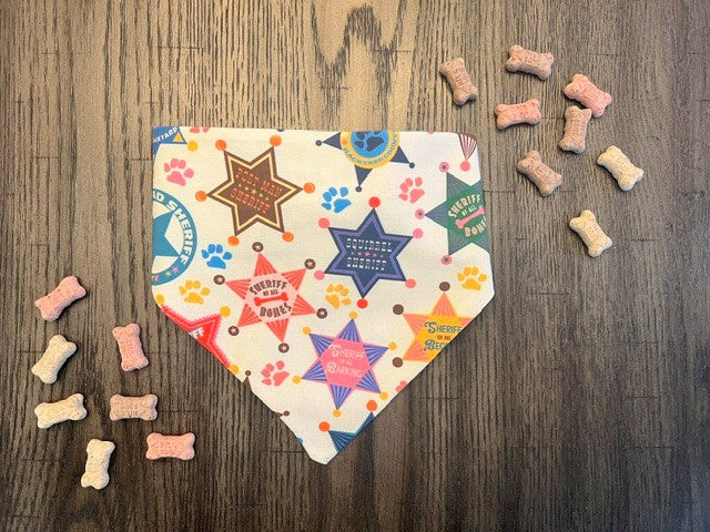 Deputy D-Dog bandana flat lay front view